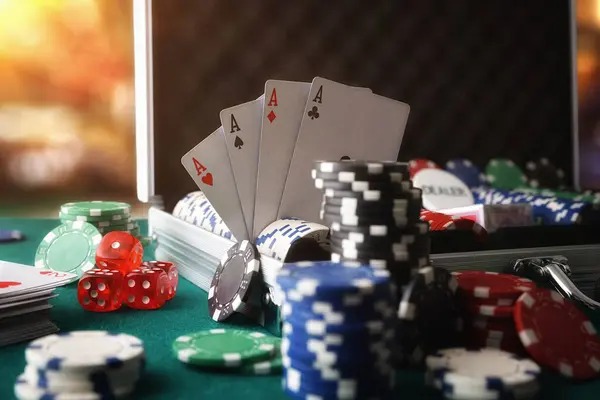 Outside betting zone on French Roulette table